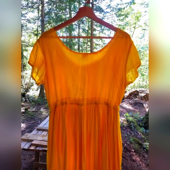 Summer Dress Yellow Maxi Medium Body Touch Brand Scoop Neck Shorr Sleeve Rayon - Picture 2 of 9